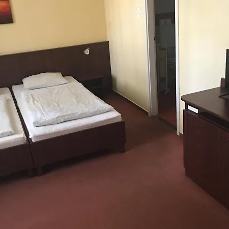Πανσιόν Korona Vendeghaz Székesfehérvár