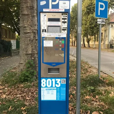 Korona Vendeghaz Πανσιόν